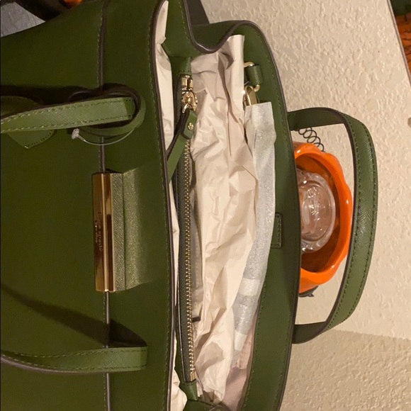 NWT Hunter Green Kate Spade Handbag - Picture 4 of 6